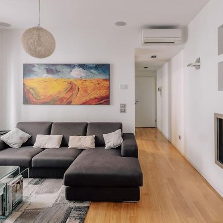 Casa Penelope Apartment Милано Екстериор снимка