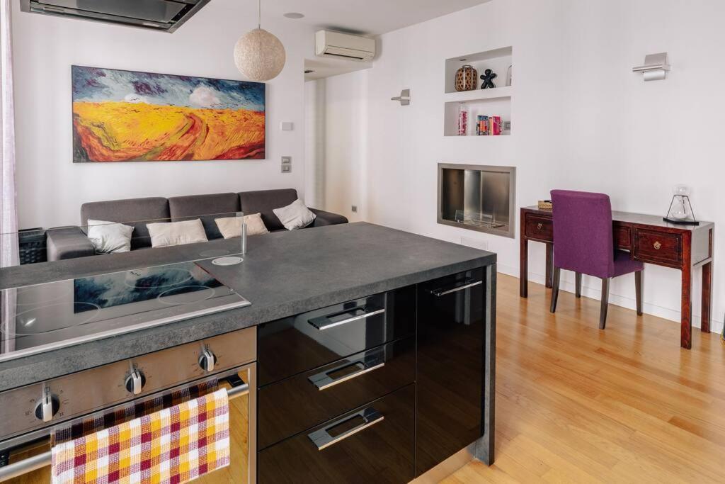 Casa Penelope Apartment Милано Екстериор снимка